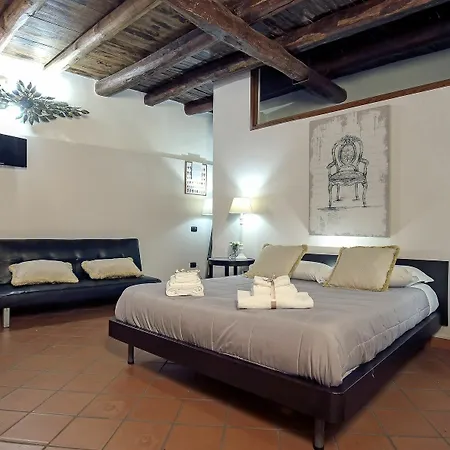 La Corte Segreta 3*