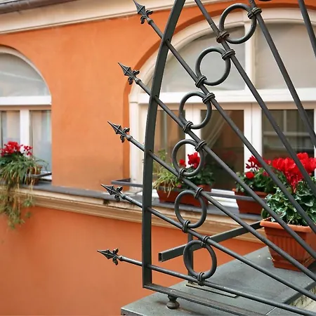 La Corte Segreta 3*