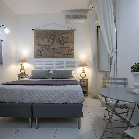 Corte Segreta Terracena Bed & Breakfast 3*