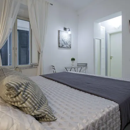 Corte Segreta Terracena Bed & Breakfast Salerno