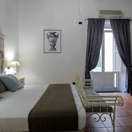 Corte Segreta Terracena Bed & Breakfast 3*