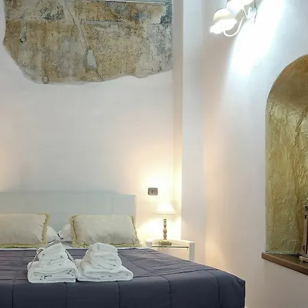 Corte Segreta Terracena Bed & Breakfast 3*